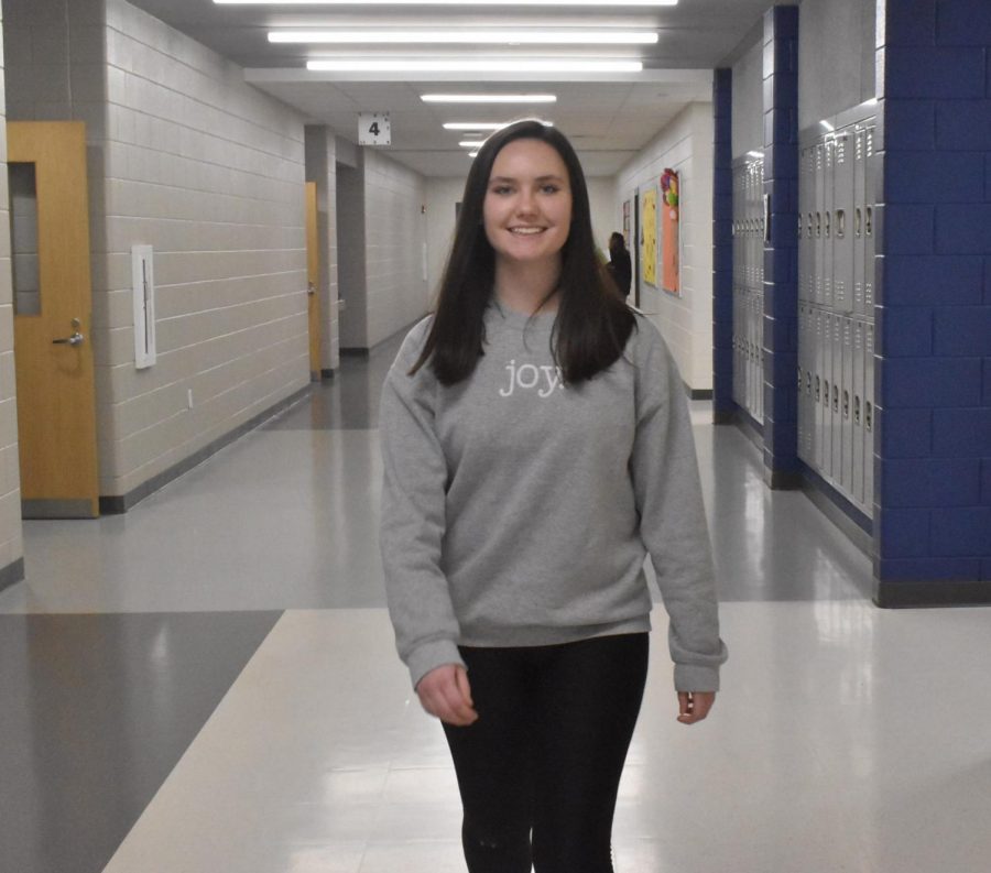 Sophomore Maddie Allen has a medical diagnosis that often leads to her missing school.  She has learned to take things one assignment at a time to reduce the stress she feels from falling behind.  